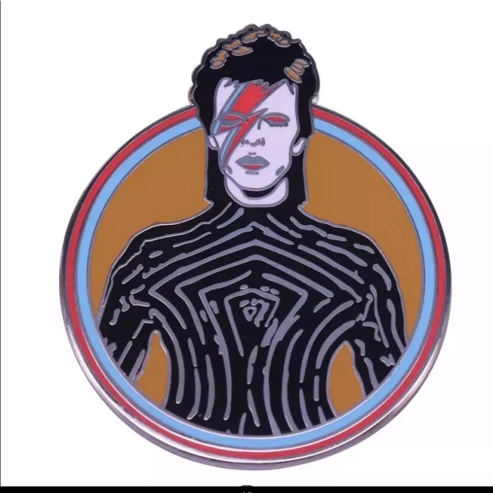 💥Bundle 3 for $25💥 David Bowie Alladin Sane metal/enamel pin